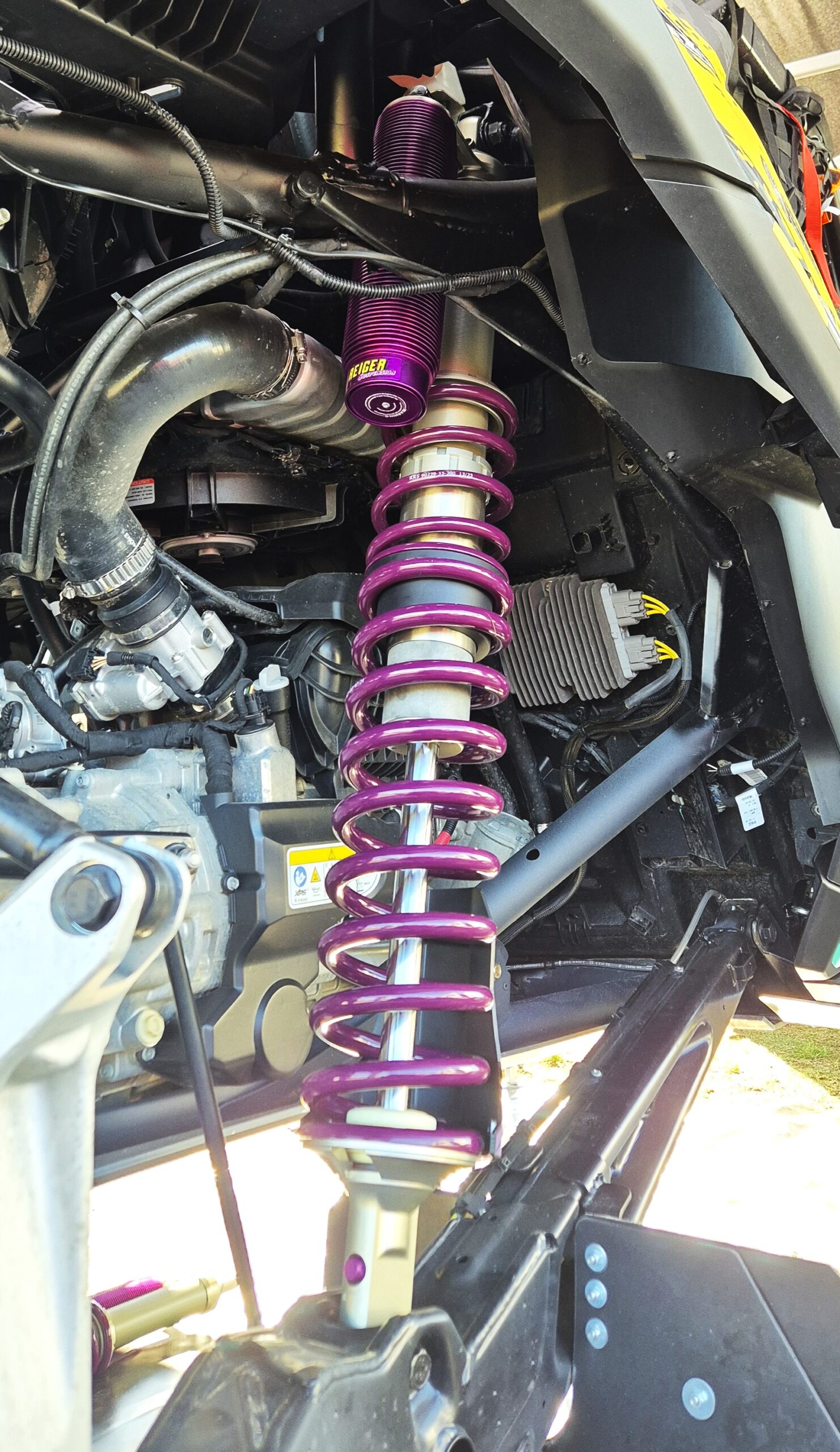 CanAm Maverick R Reiger Suspension Rear